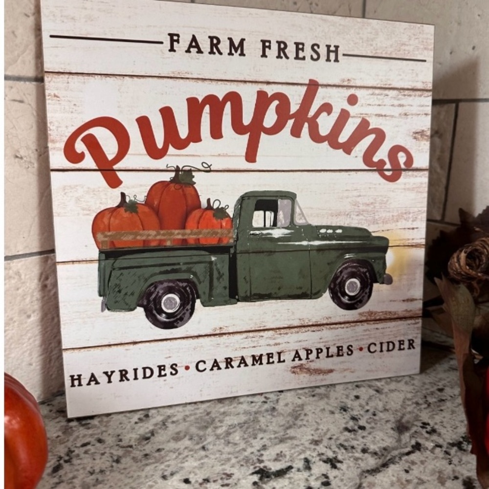 Farm Fresh Pumpkins Sign - Picture 3 of 5